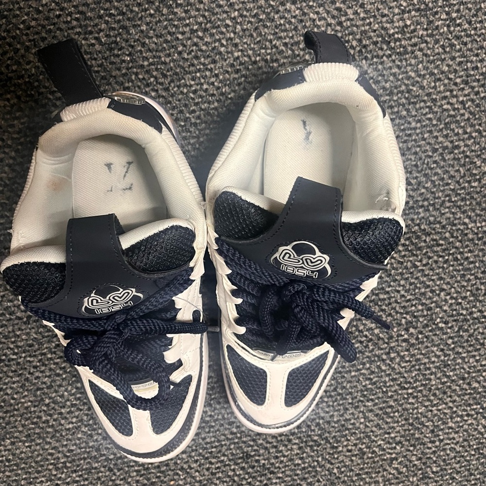 Louis Vuitton skete sneaker Blue mens LV sz 9.5